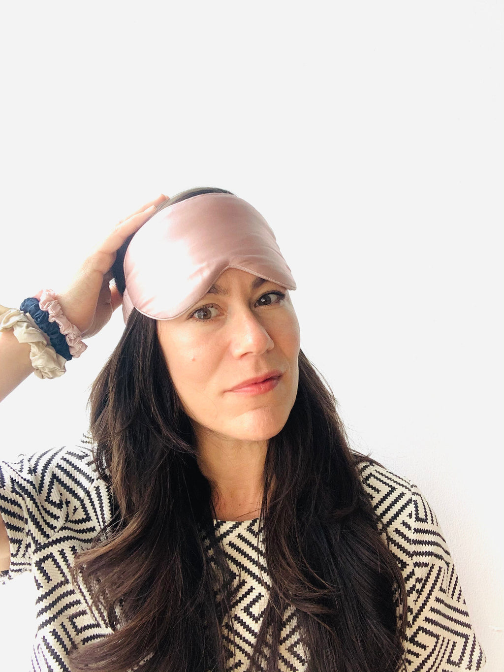 PURE SOL. Silk Sleep Eye Mask - Silver